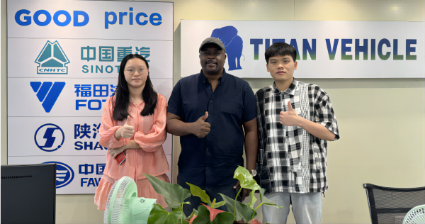 Un client guinéen est venu commander 10 plateaux de 40 pieds