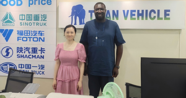 Le client sénégalais est venu commander 10 unités de citerne de carburant de 45 000 litres
