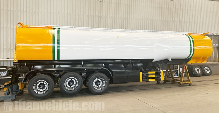 4500 Liters Fuel Tanker Trailer for Sale in Tanzania