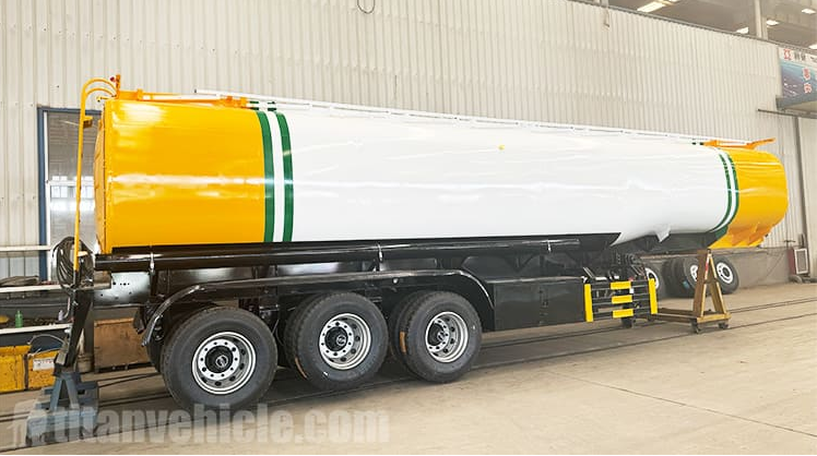4500 Liters Fuel Tanker Trailer for Sale in Tanzania