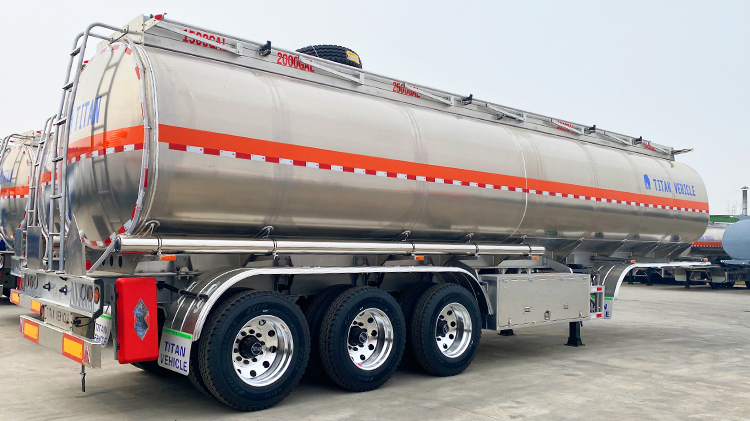 Semi Remorque Citerne Carburant en Aluminium &agrave; Vendre Au S&eacute;n&eacute;gal