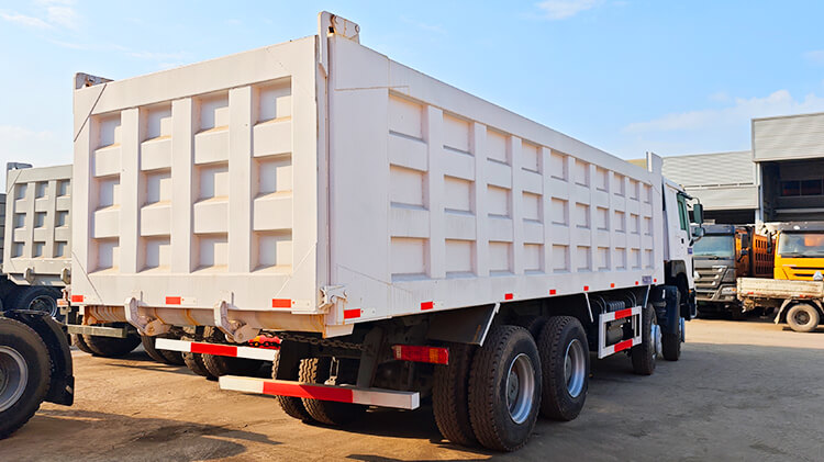 Camion Howo 12 Roues Occasion Prix &agrave; Kinshasa Congo