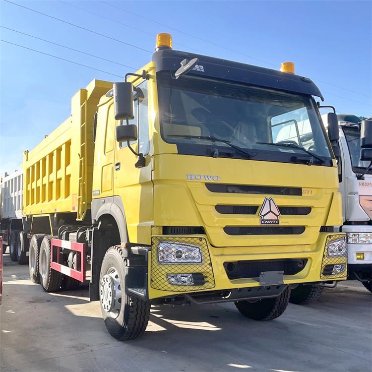 Camion benne HOWO 371HP à vendre